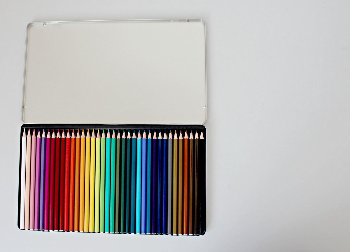 Arteza 72-color professional colored pencil set in zippered fabric case open on a desk